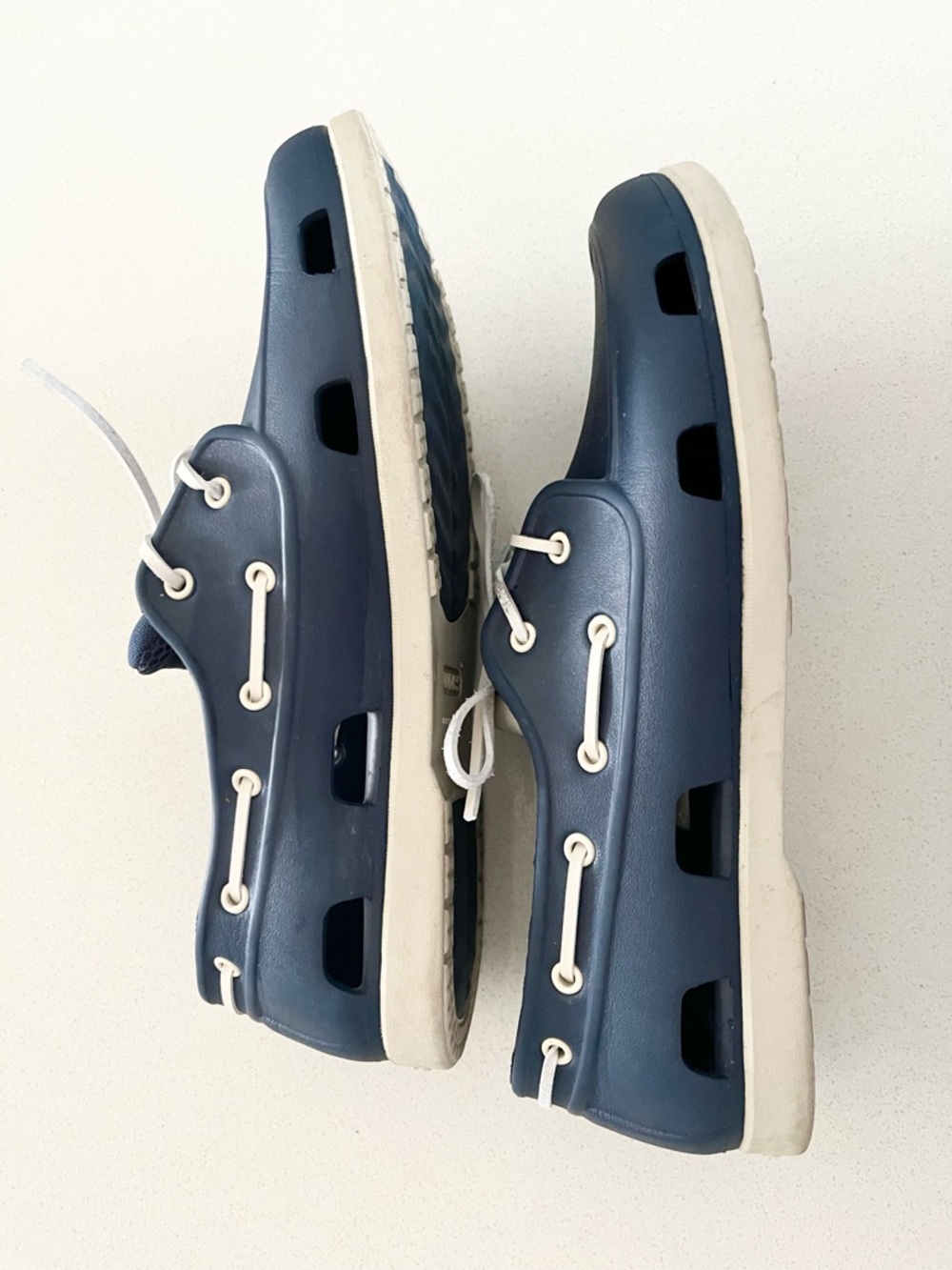 Crocs Men's White Laces Navy Classic Boat Shoes Size 12 - Picture 6 of 7